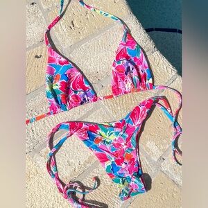 Berry beachy 🏝️ two piece swim bikini